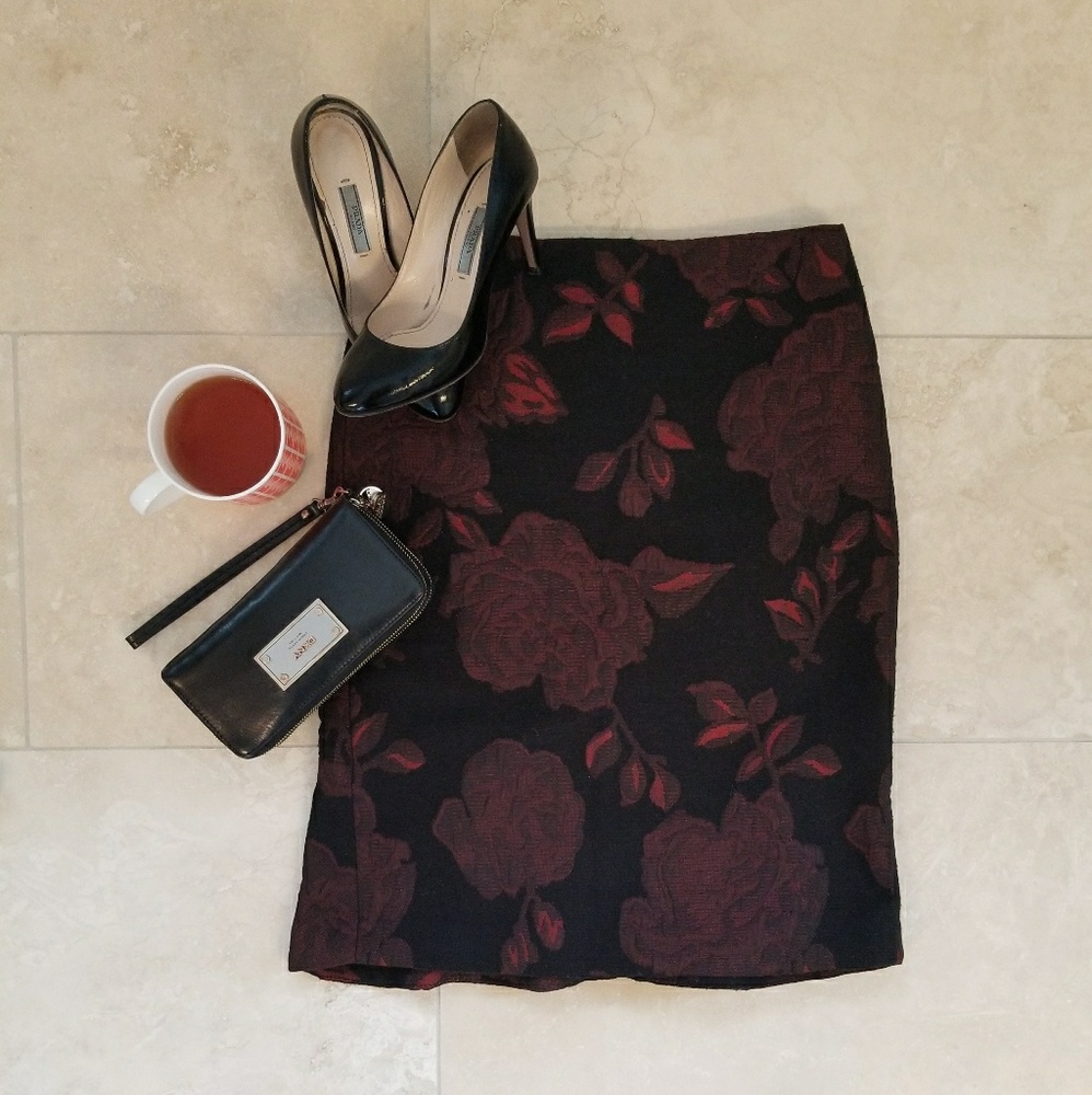 Ann Taylor Floral Jacquard Skirt, Size OP